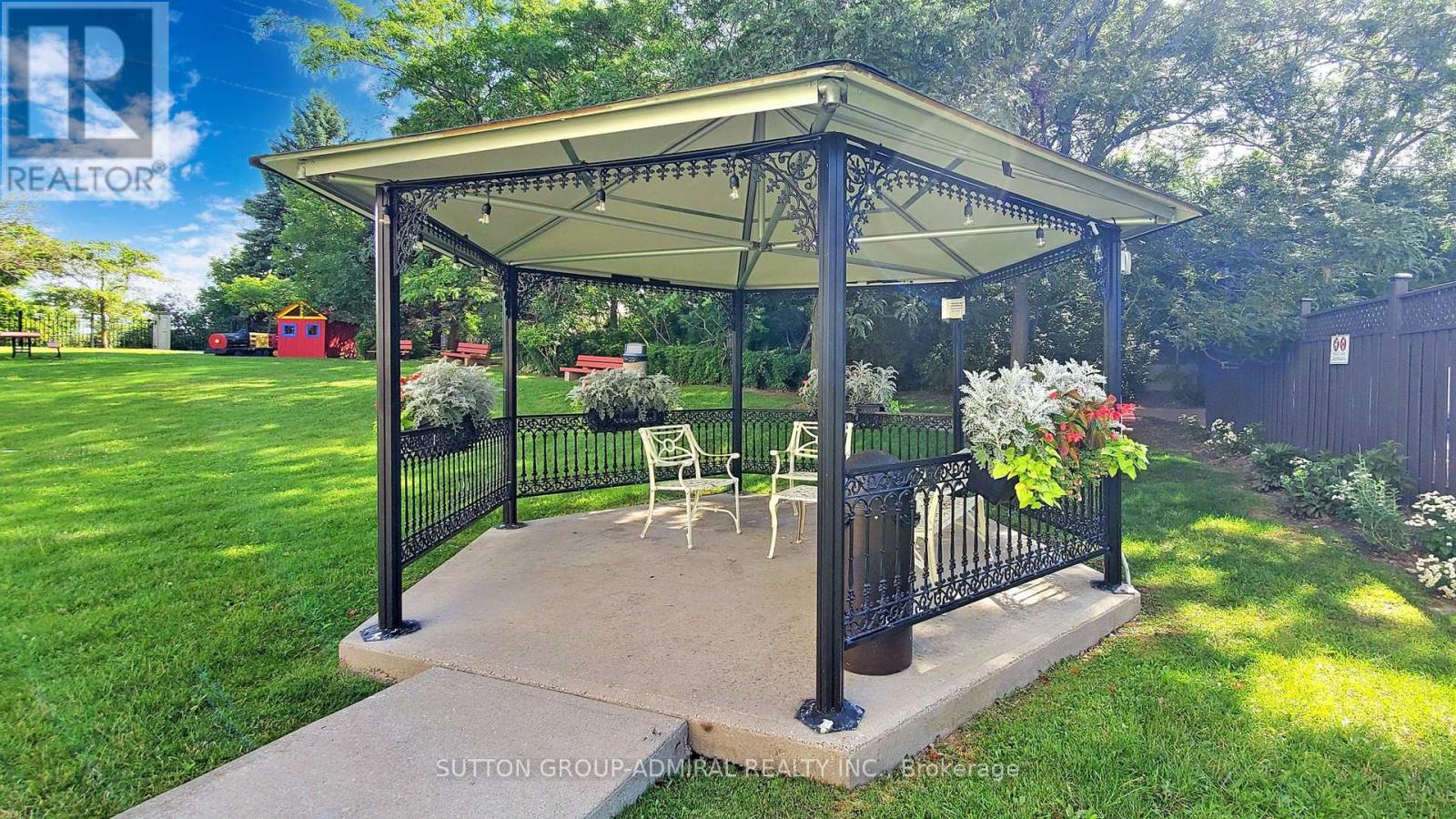 Photo 33 of 410 175 Cedar Avenue, Richmond Hill ON