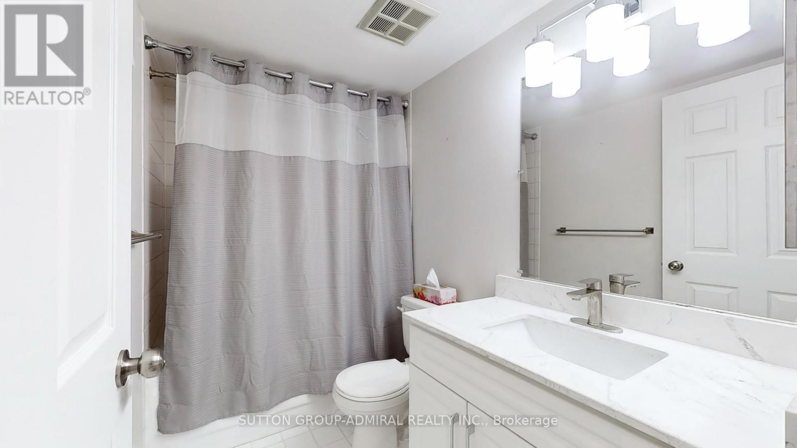 Photo 28 of 410 175 Cedar Avenue, Richmond Hill ON