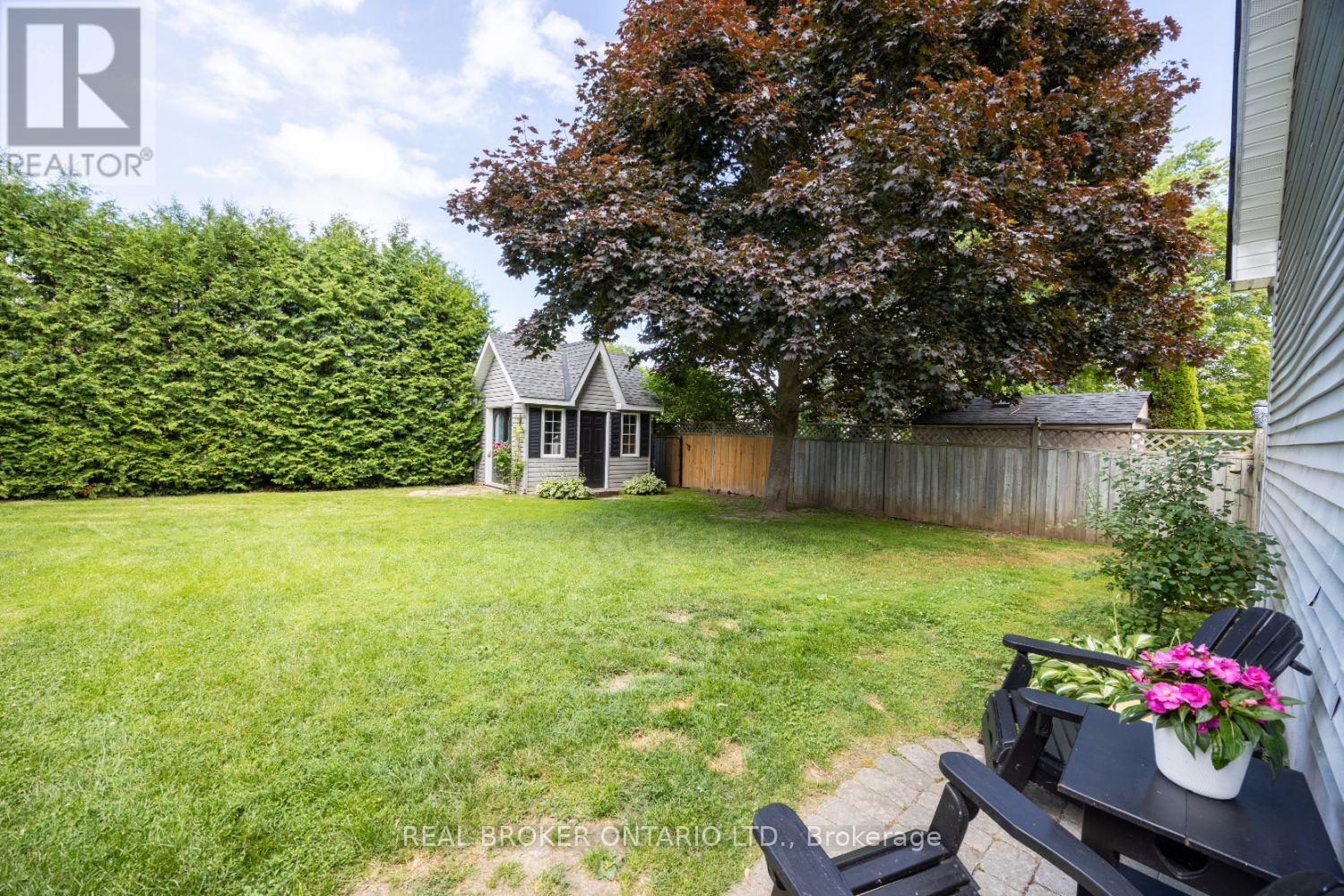 Photo 37 of 10 Brownsville Court, Clarington ON