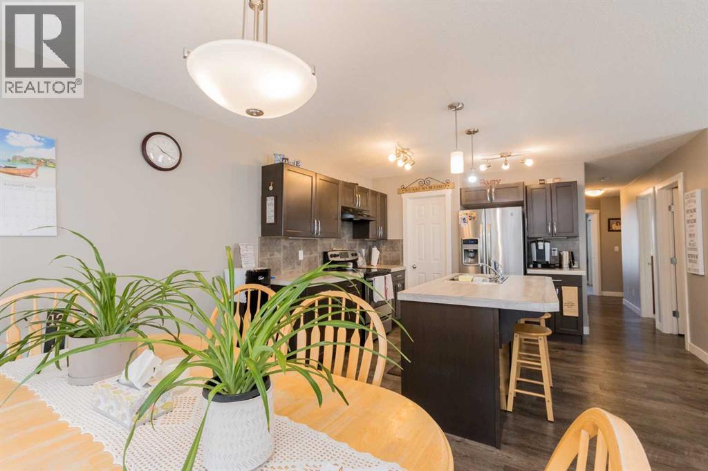 Photo 16 of 9602 113 Avenue, Clairmont AB