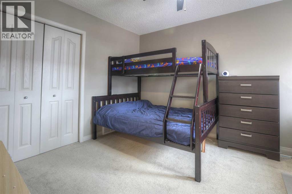 Photo 4 of 8903 Royal Oak Way Nw, Calgary AB