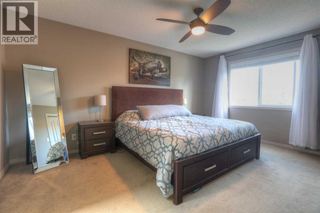 Photo 9 of 8903 Royal Oak Way Nw, Calgary AB