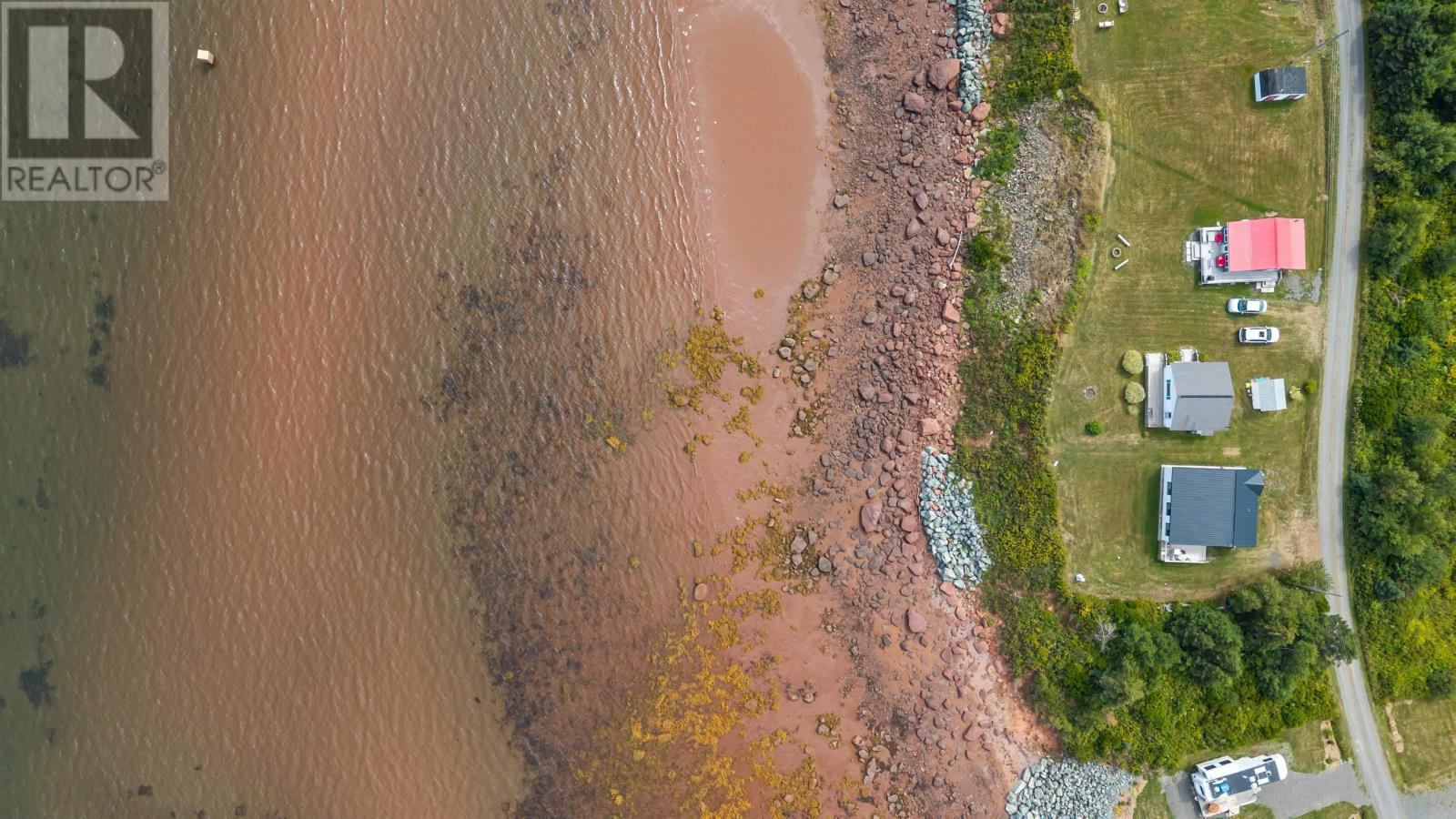 Property 4 of 36 of 130 Beach Road