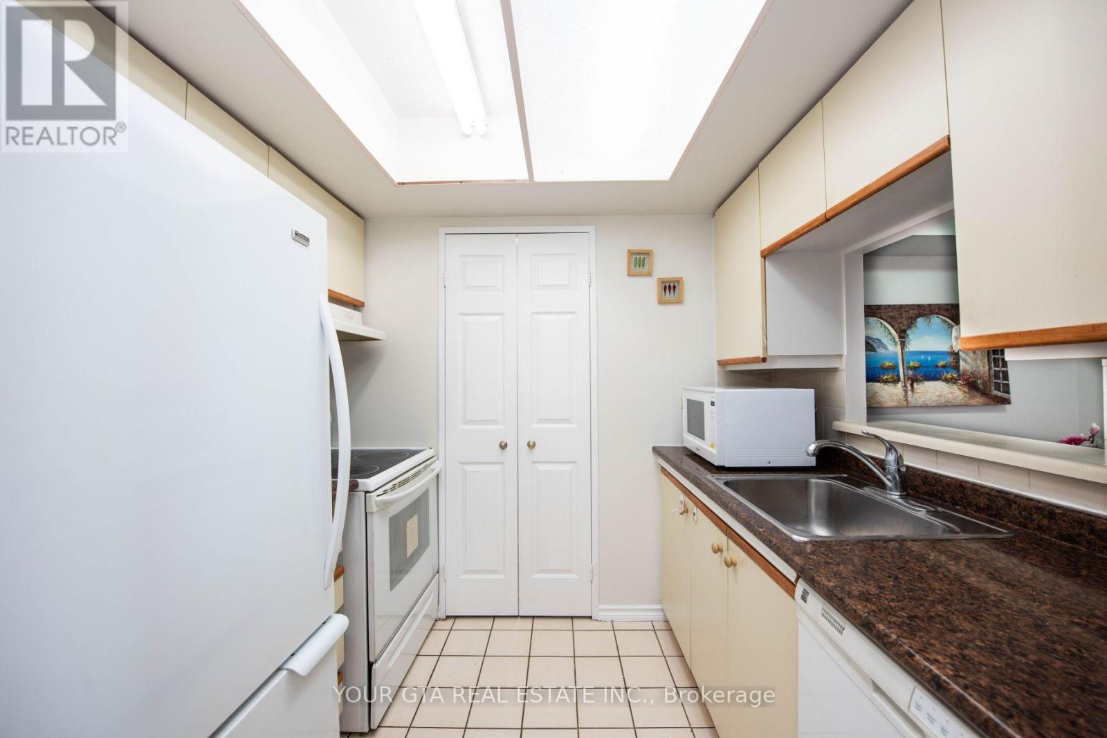 Photo 19 of 1006 265 Enfield Place, Mississauga ON