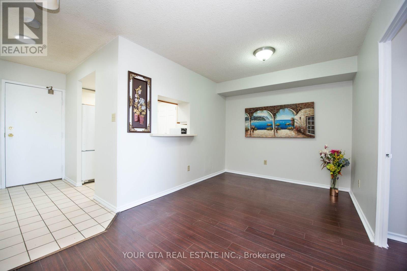Photo 9 of 1006 265 Enfield Place, Mississauga ON