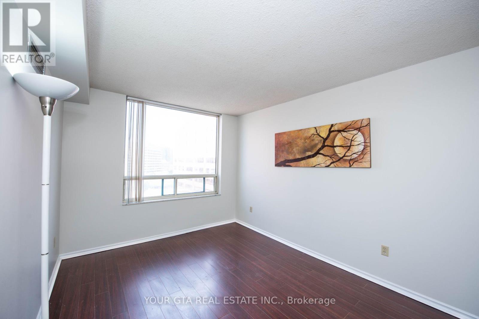 Photo 14 of 1006 265 Enfield Place, Mississauga ON