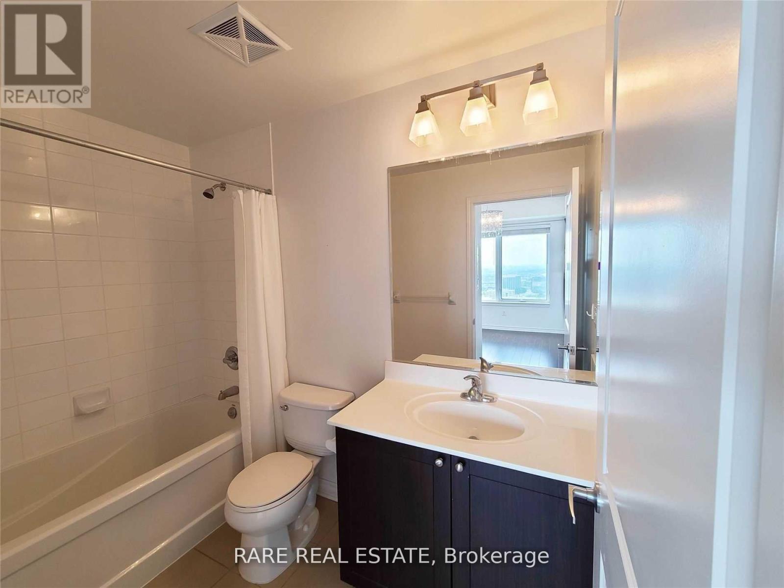 Photo 7 of 3204 385 Prince Of Wales Drive, Mississauga ON