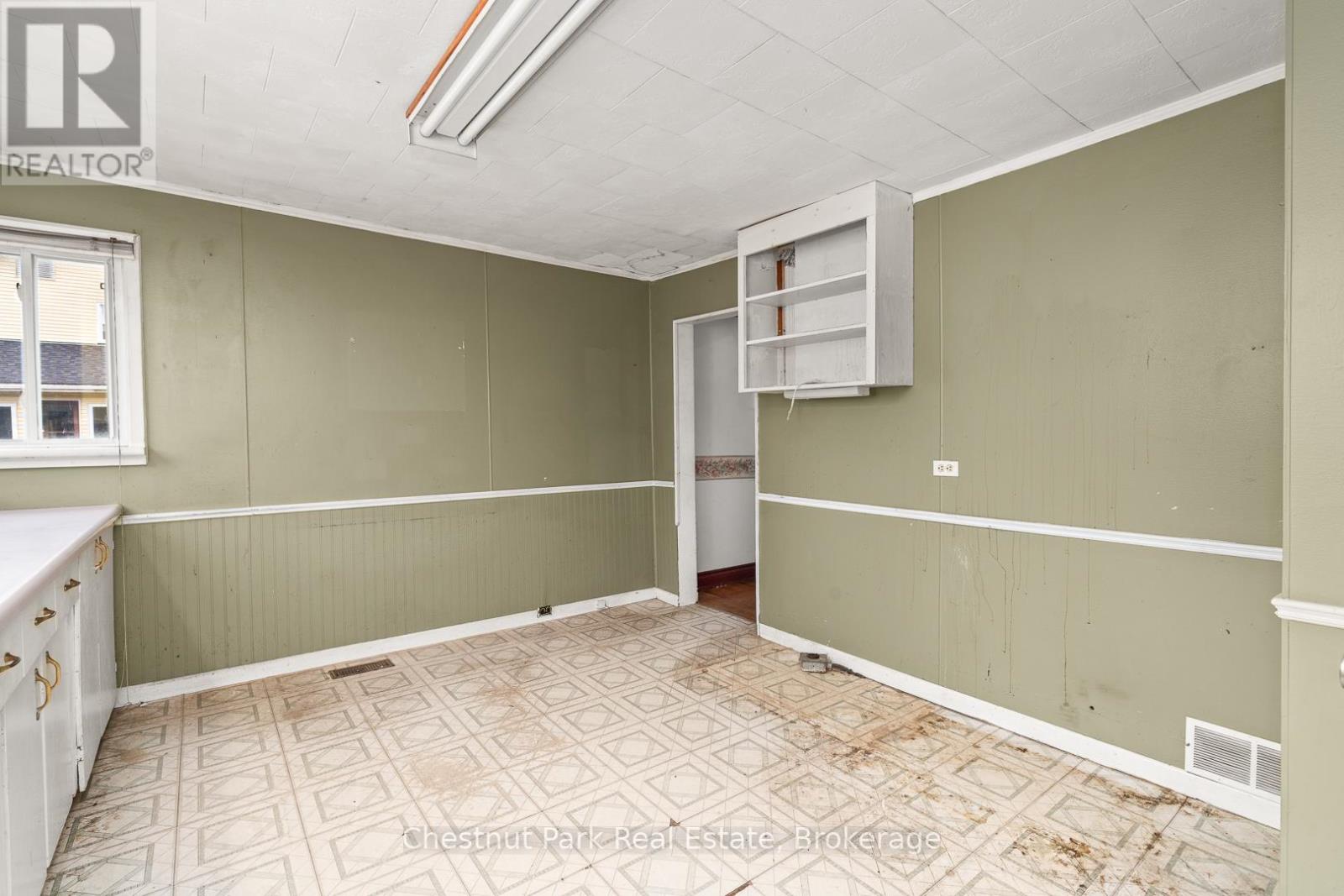 Photo 20 of 68 Beaumont Drive, Bracebridge ON