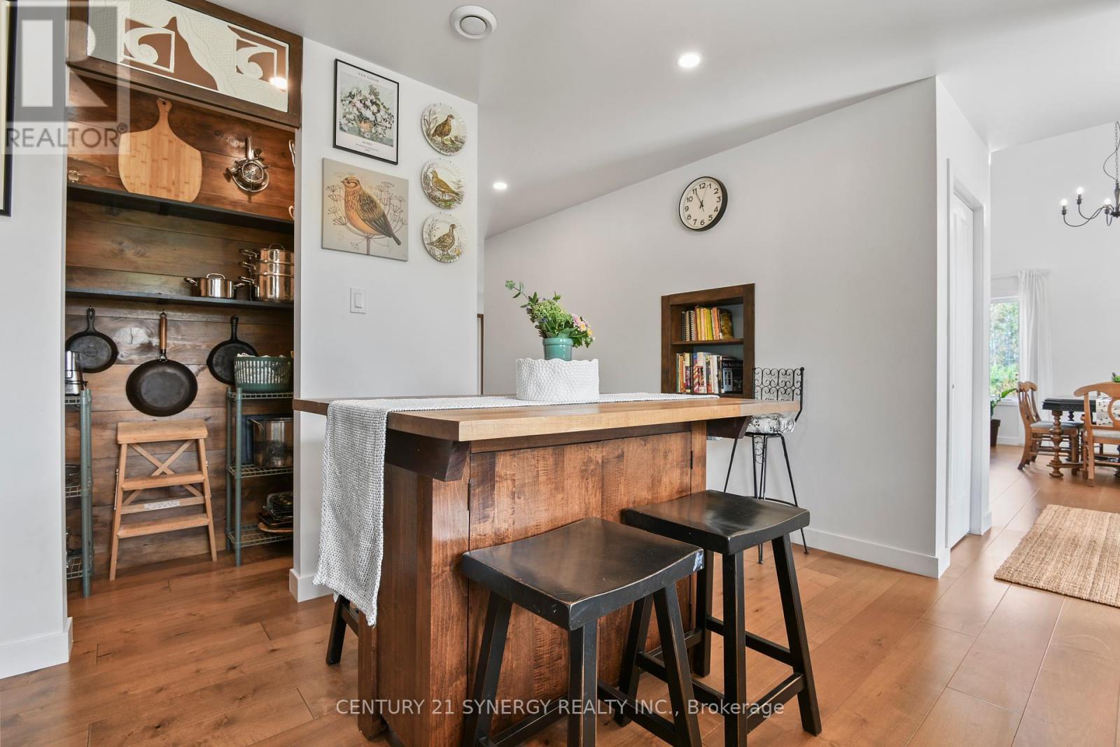 Photo 10 of 592 Patterson Road, Admaston Bromley ON