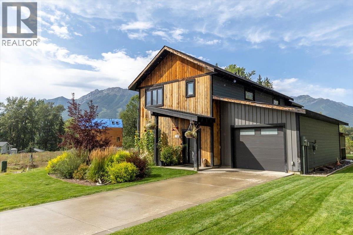 Photo 2 of 115 Whitetail Drive, Fernie BC