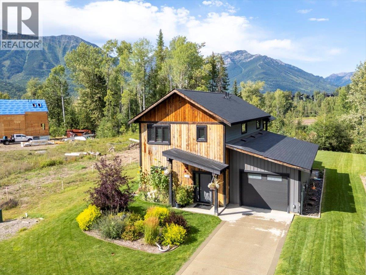 Photo 3 of 115 Whitetail Drive, Fernie BC