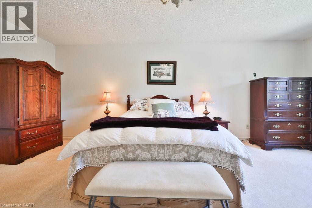Photo 46 of 542 Hambling Court, Burlington ON