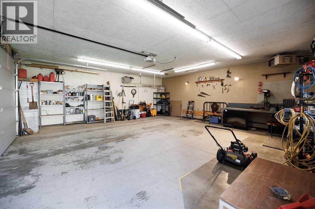 Photo 2 of 24 Caswell Close, Red Deer AB