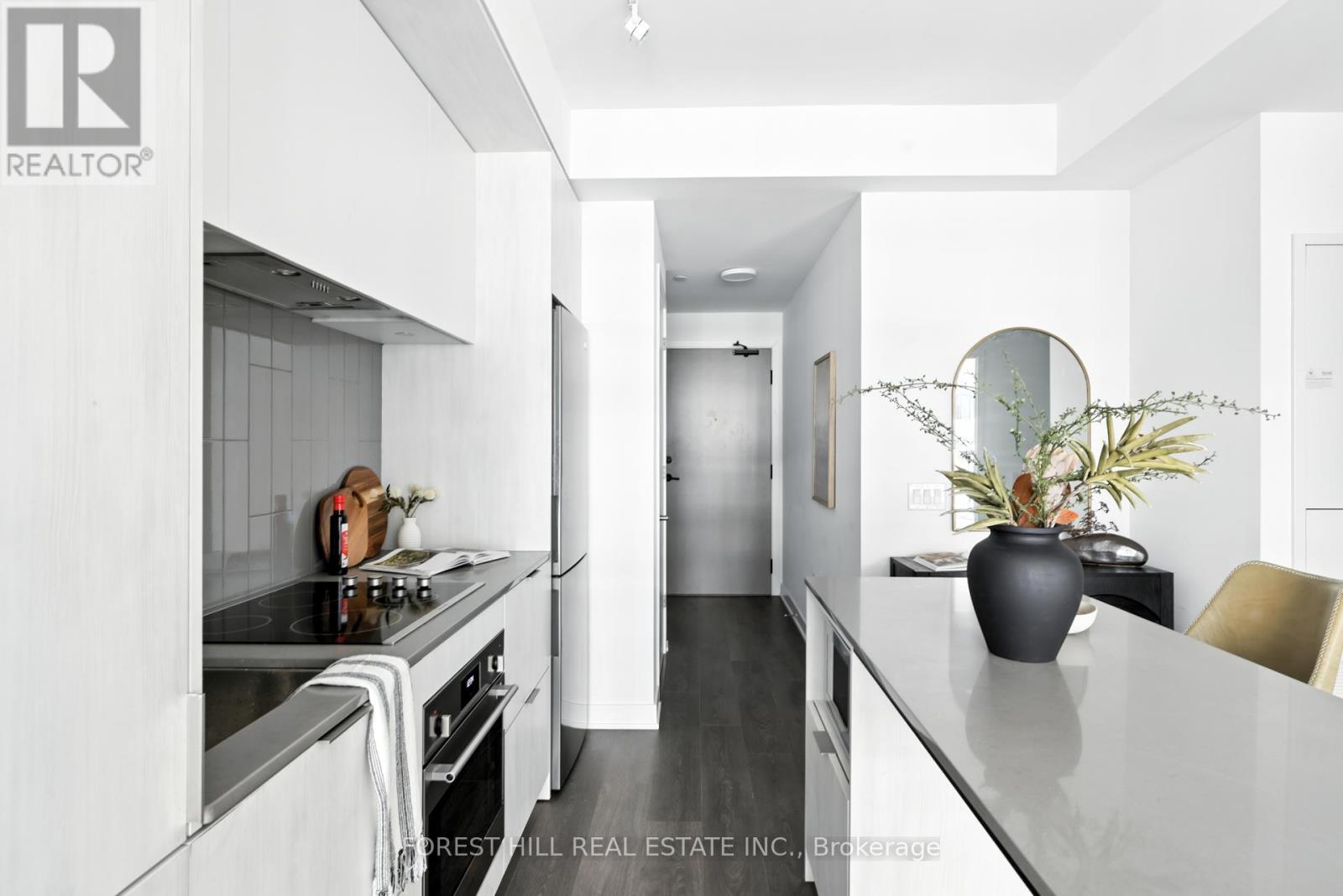 Photo 11 of 718 35 Tubman Avenue, Toronto ON