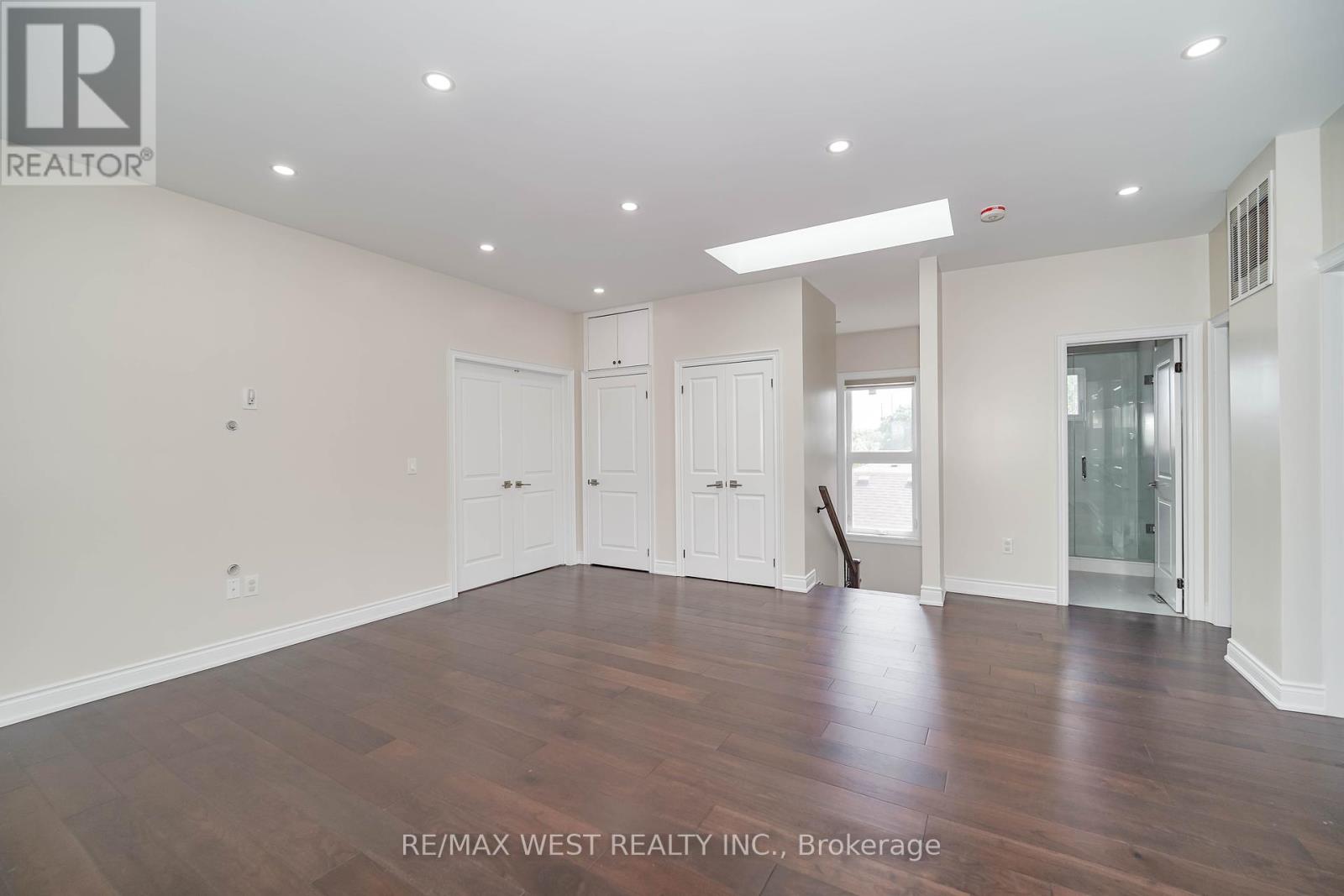 Photo 19 of 106 Celestine Drive, Toronto ON