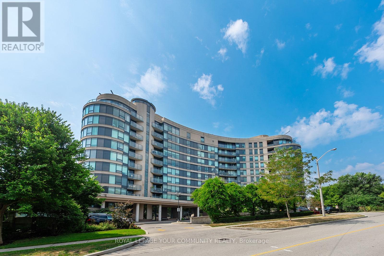 Photo 35 of 716 18 Valley Woods Road, Toronto ON