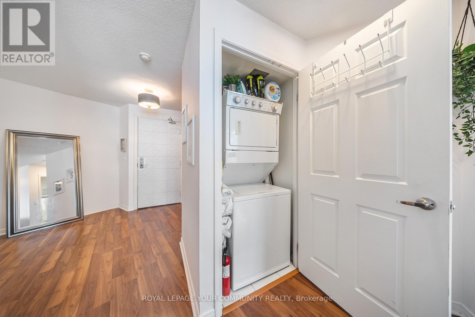 Photo 38 of 716 18 Valley Woods Road, Toronto ON
