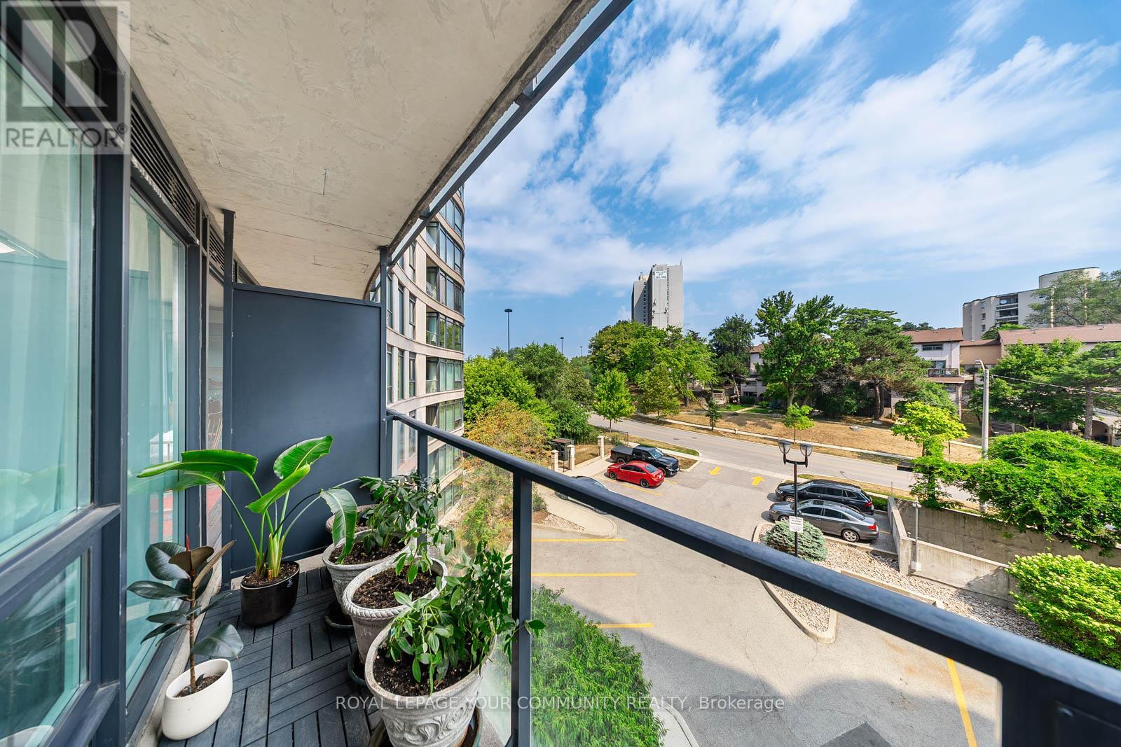 Photo 25 of 716 18 Valley Woods Road, Toronto ON