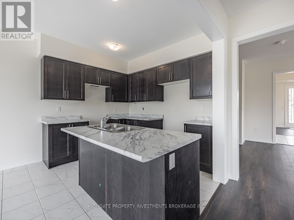 Photo 15 of 1 Jack Potts Way, Clarington ON