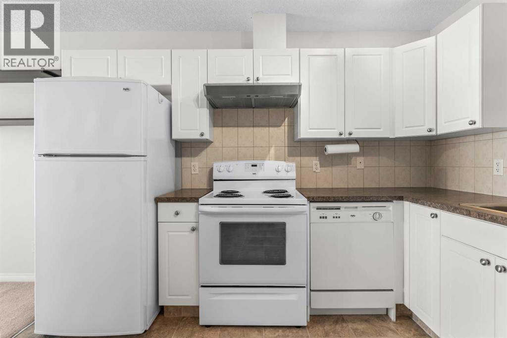 Photo 4 of 308 1010 Railway Street, Crossfield AB