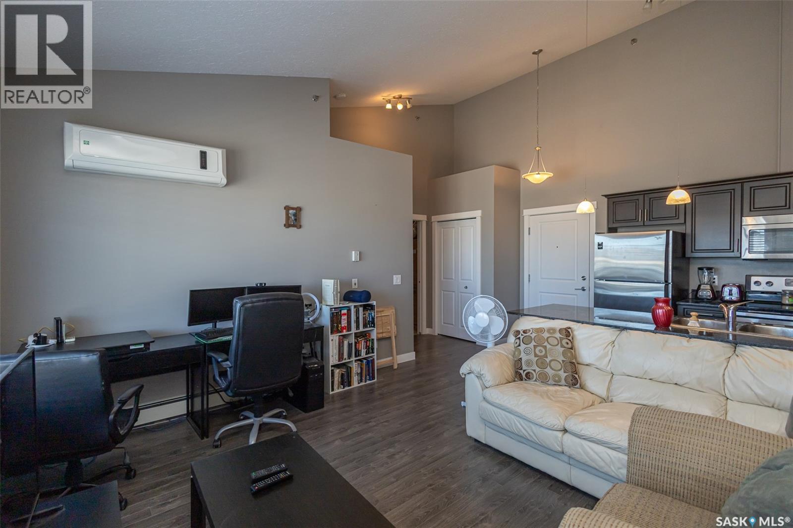 Photo 3 of 408 714 Hart Road, Saskatoon SK