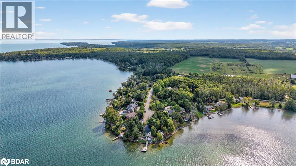 Photo 6 of 43 Moon Point Drive, Oromedonte ON