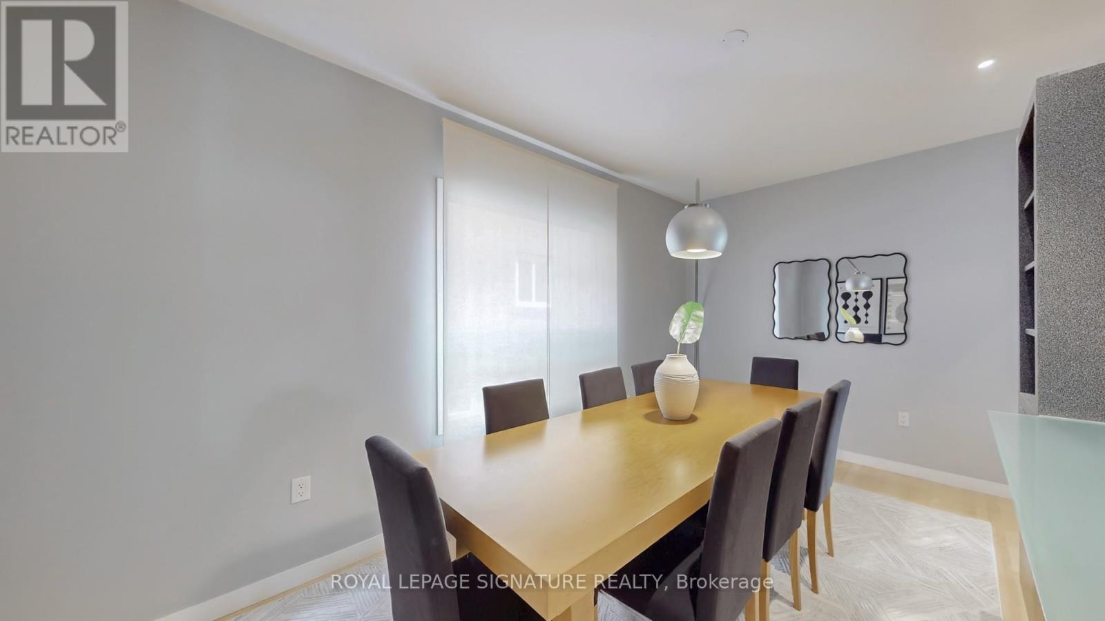 Photo 20 of 88 Larratt Lane, Richmond Hill ON