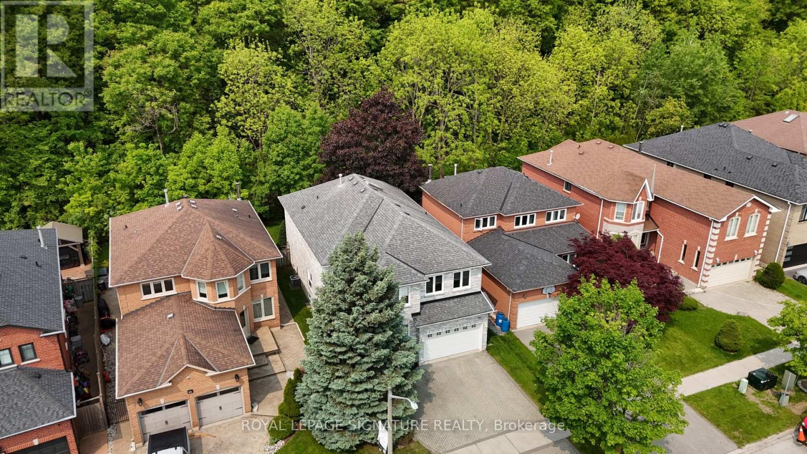 Photo 12 of 88 Larratt Lane, Richmond Hill ON