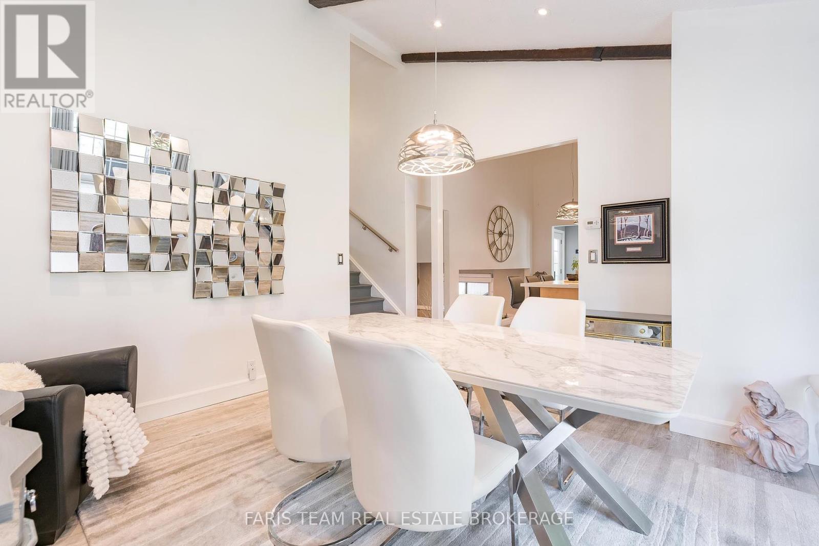 Photo 12 of 210 Parkview Drive, Innisfil ON