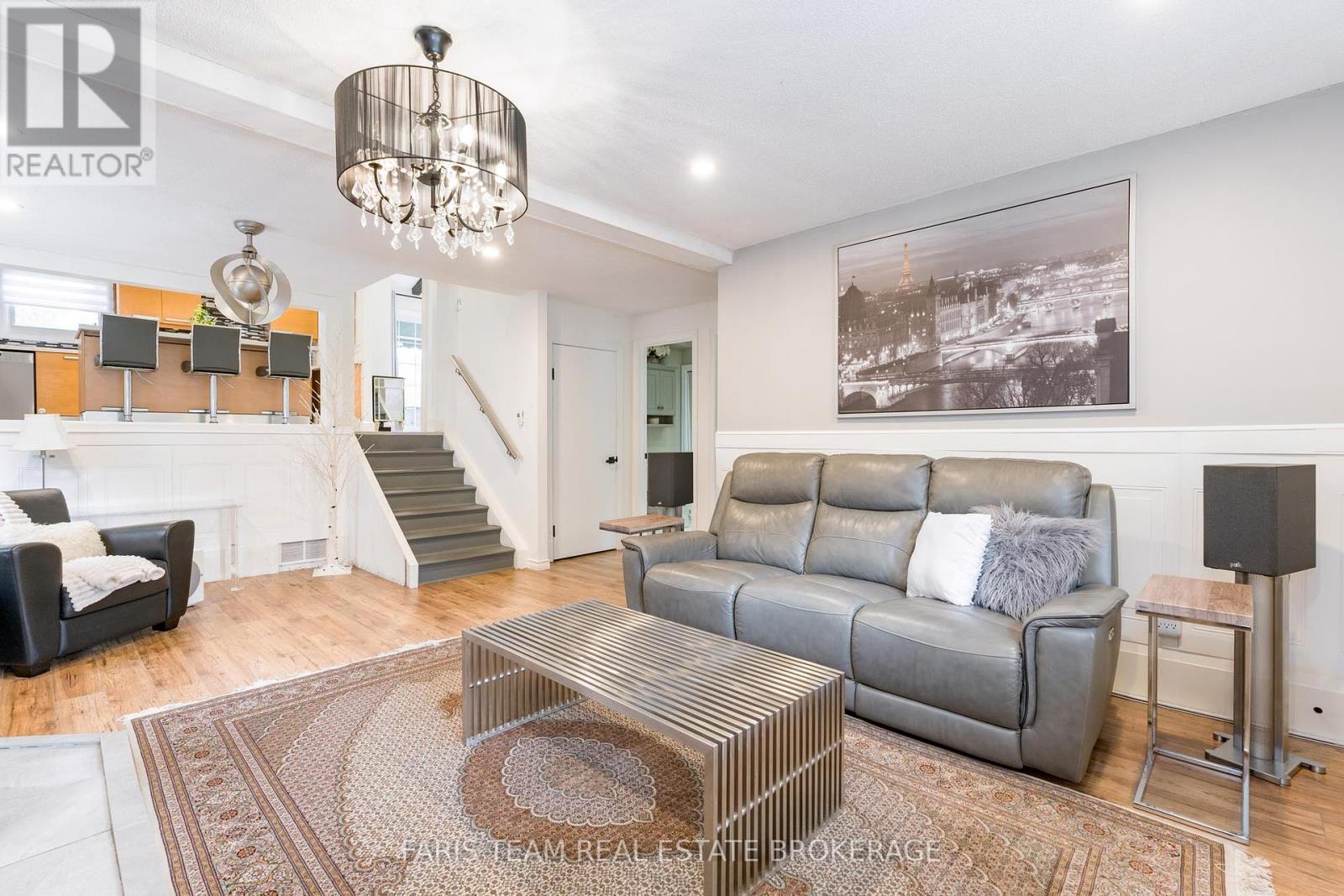 Photo 19 of 210 Parkview Drive, Innisfil ON