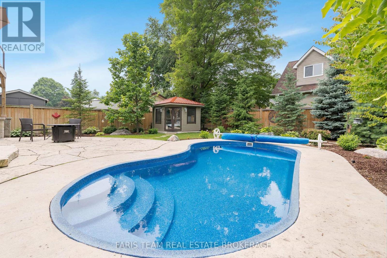 Photo 5 of 92 Nelson Street, Barrie ON