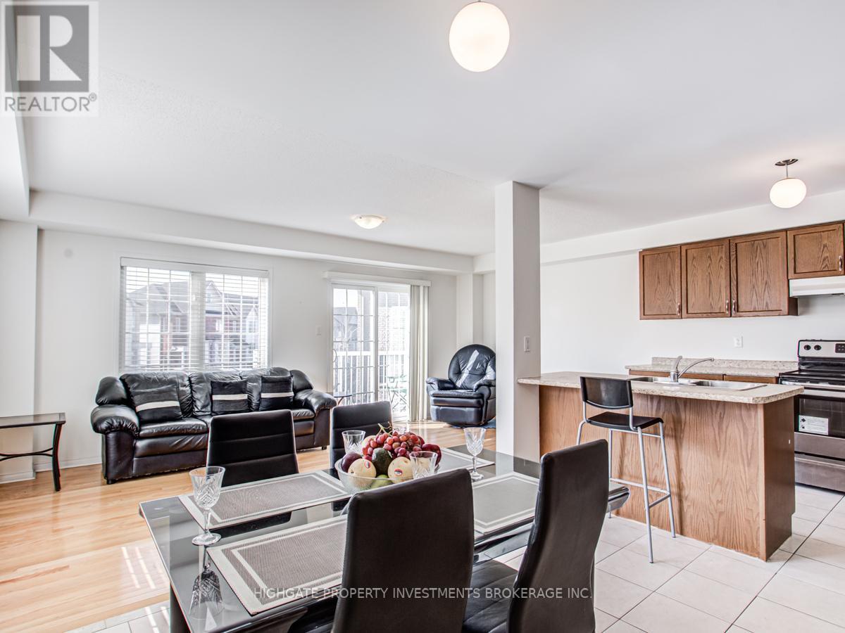 Photo 17 of Upper Room 2 130 Hucknall Road, Toronto ON
