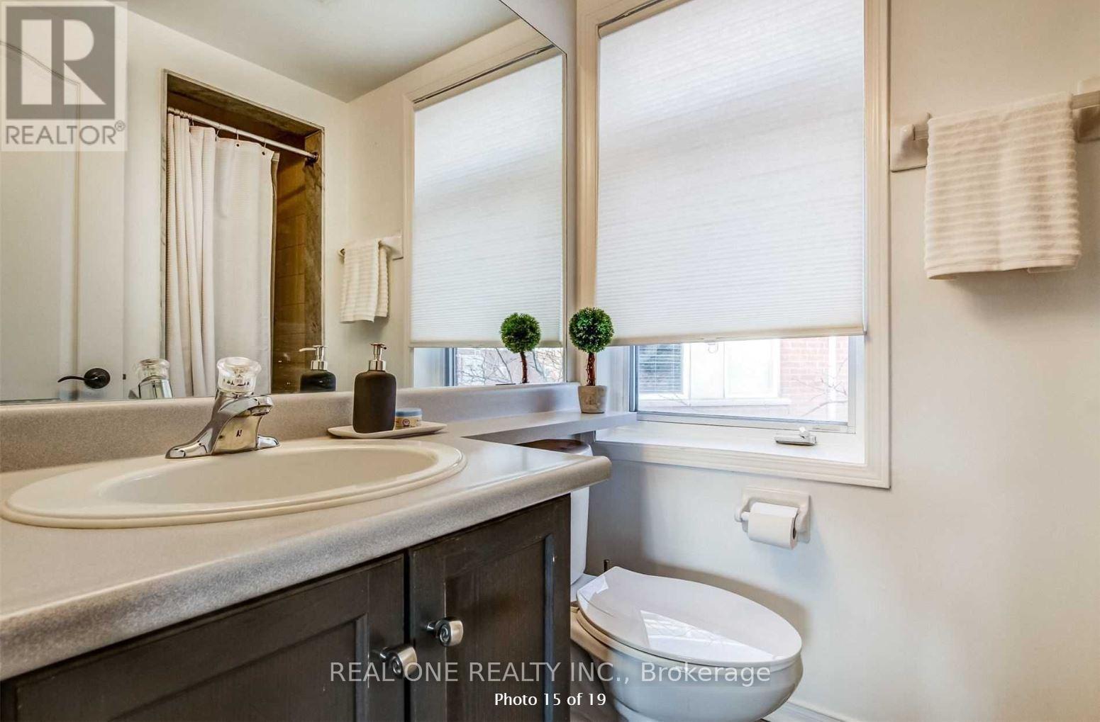 Photo 22 of D 2400 Munns Avenue, Oakville ON
