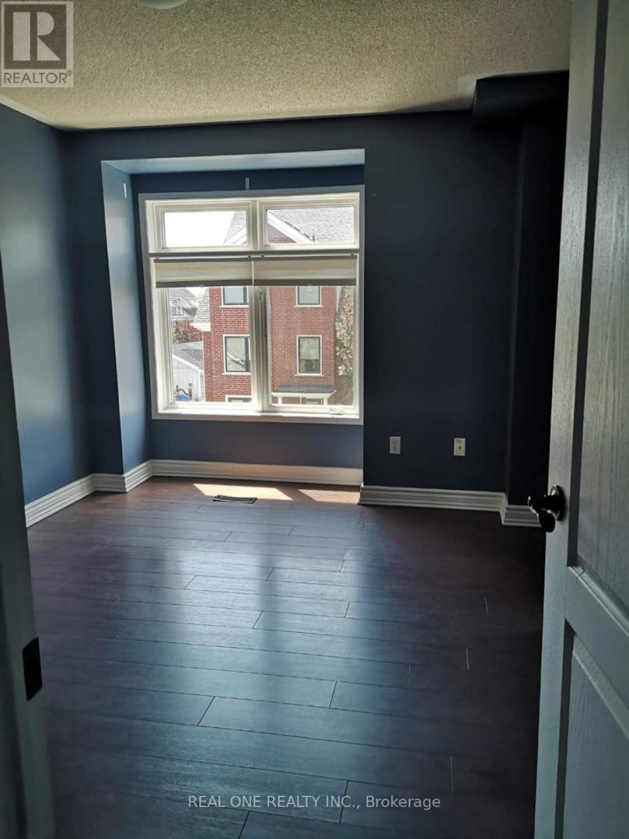 Photo 21 of D 2400 Munns Avenue, Oakville ON