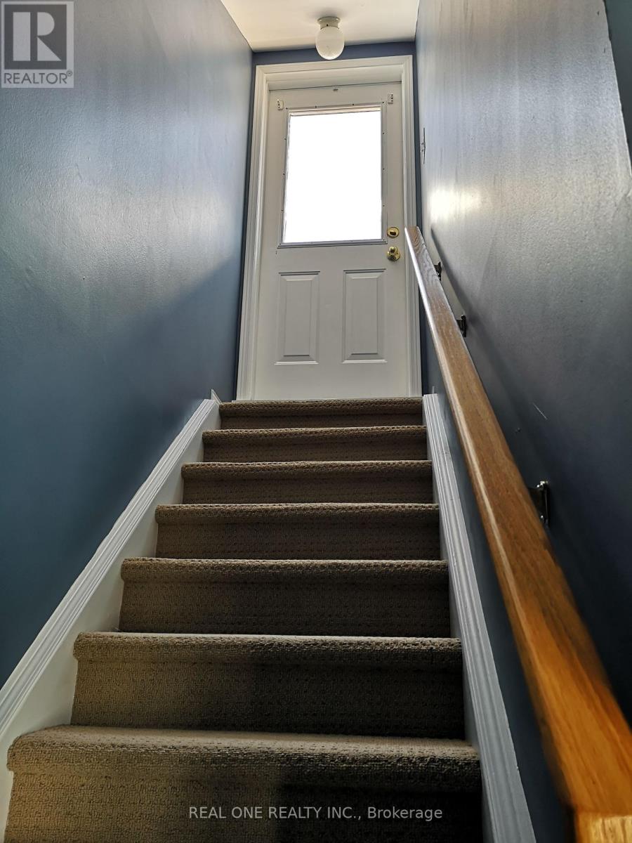 Photo 8 of D 2400 Munns Avenue, Oakville ON