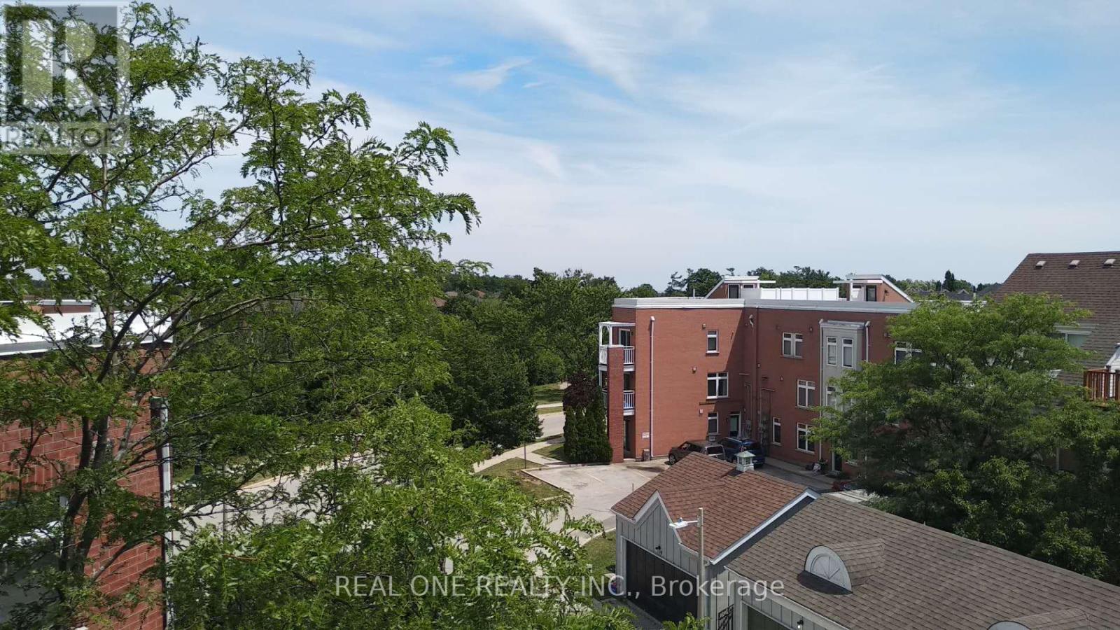 Photo 2 of D 2400 Munns Avenue, Oakville ON