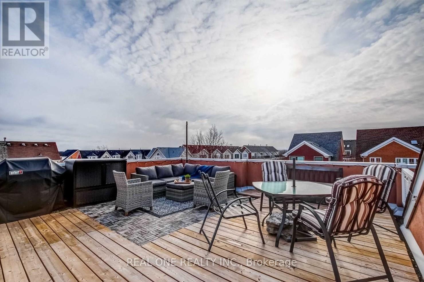 Photo 18 of D 2400 Munns Avenue, Oakville ON