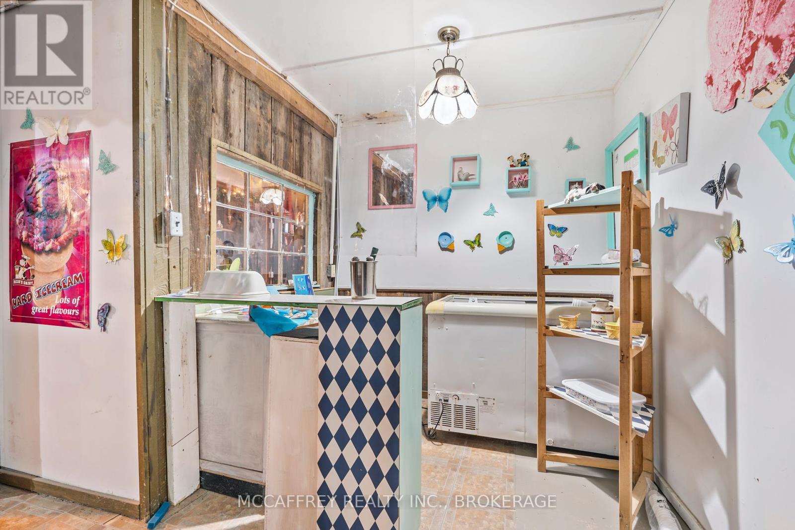 Photo 11 of 75 Prince Street, Deseronto ON