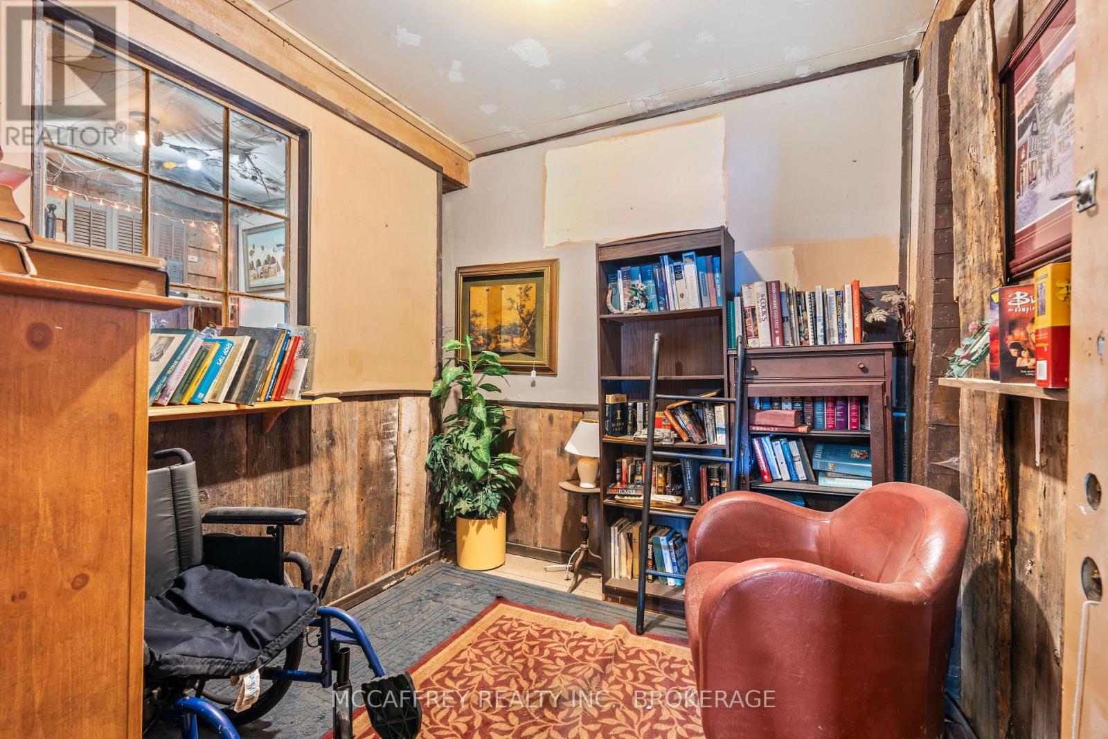 Photo 24 of 75 Prince Street, Deseronto ON
