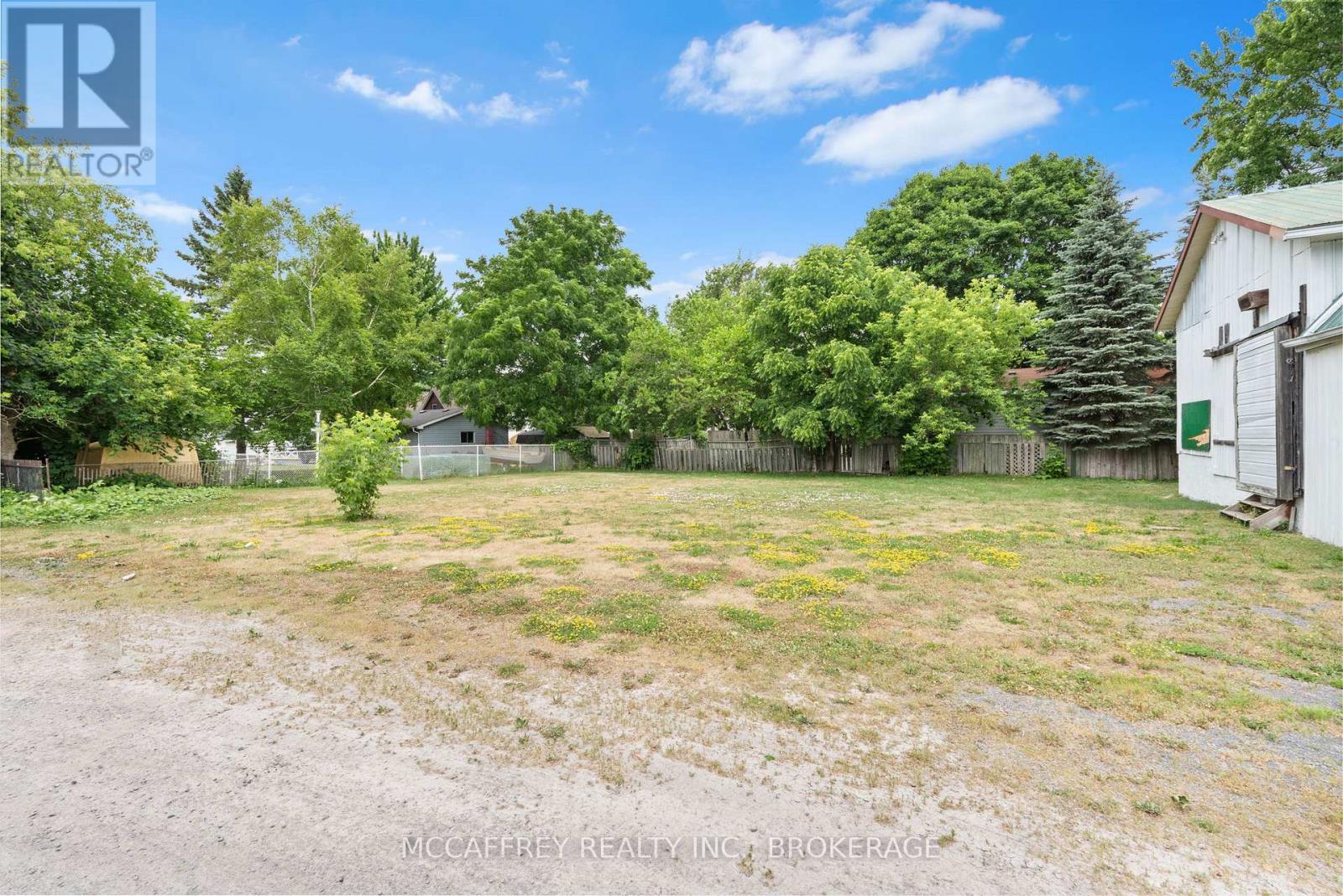 Photo 17 of 75 Prince Street, Deseronto ON