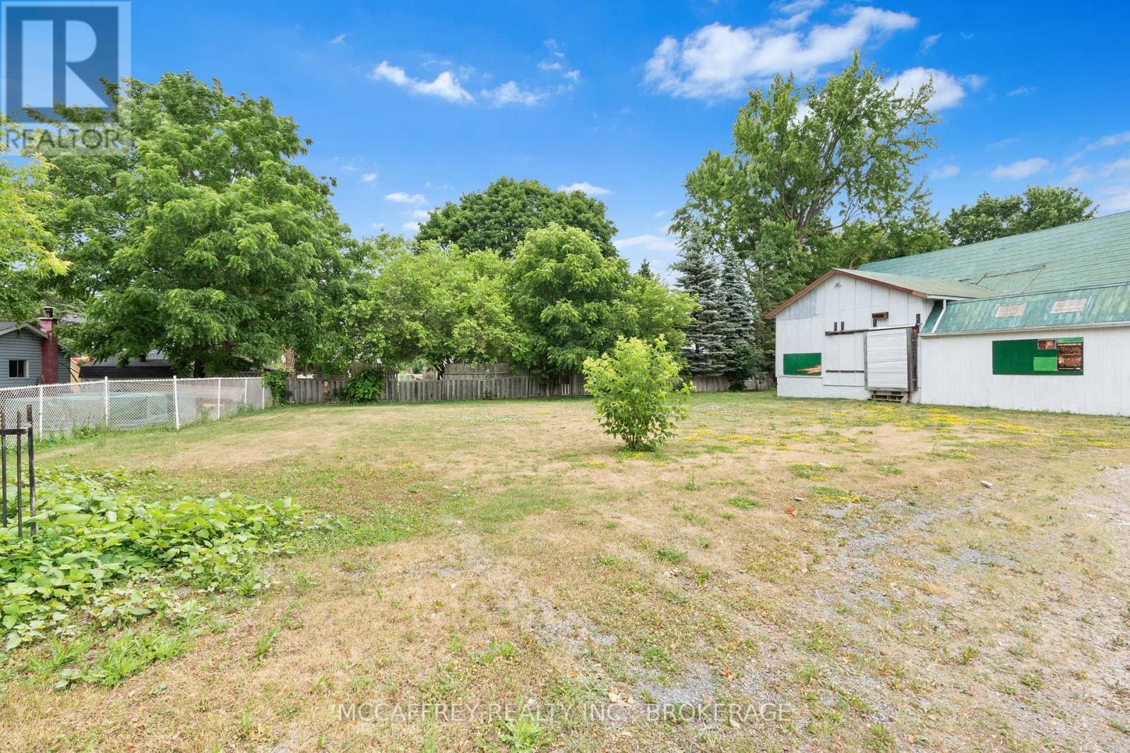 Photo 8 of 75 Prince Street, Deseronto ON