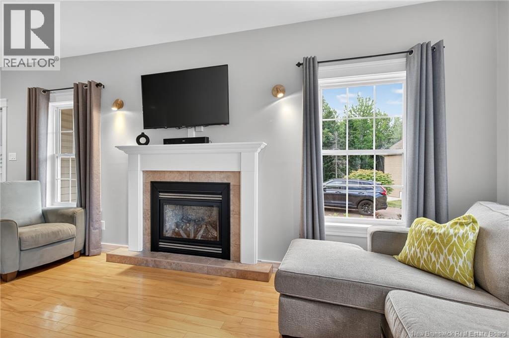 Photo 17 of 125 Rue Du Golf Street, Dieppe NB