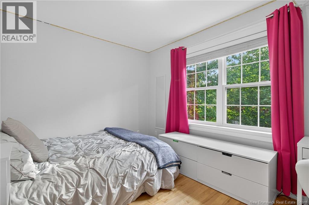 Photo 39 of 125 Rue Du Golf Street, Dieppe NB