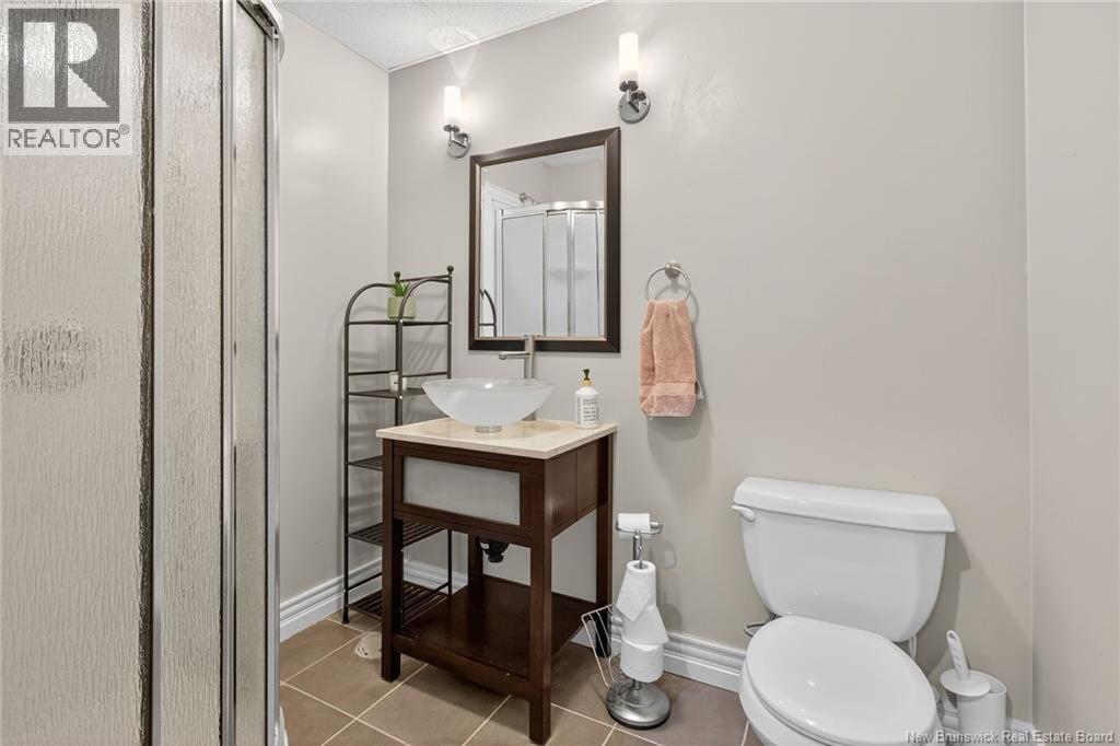 Photo 23 of 125 Rue Du Golf Street, Dieppe NB