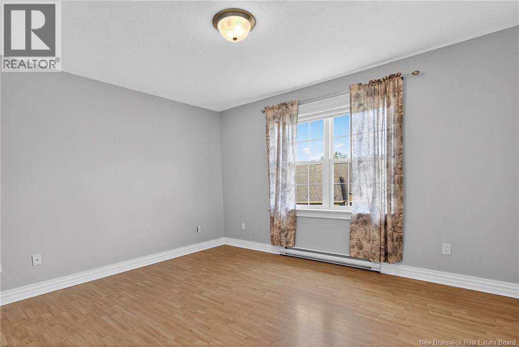 Photo 47 of 125 Rue Du Golf Street, Dieppe NB