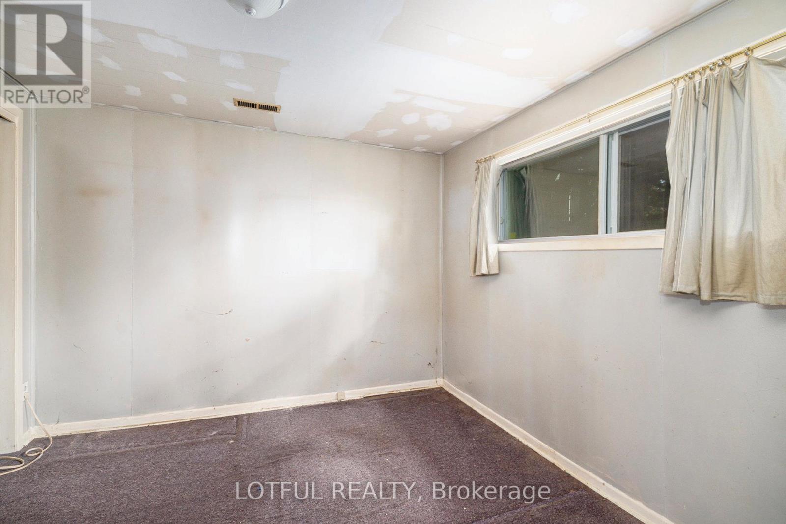 Photo 22 of 328 Perrier Avenue, Ottawa ON