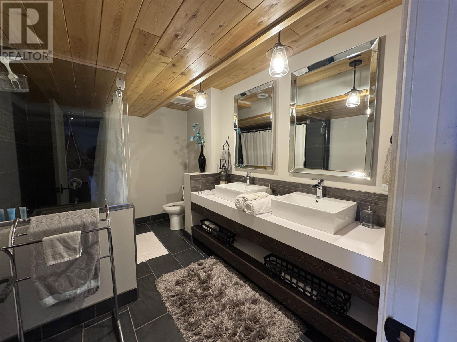 Photo 9 of 410 Cedar Ln, Rossport Nicol Island ON