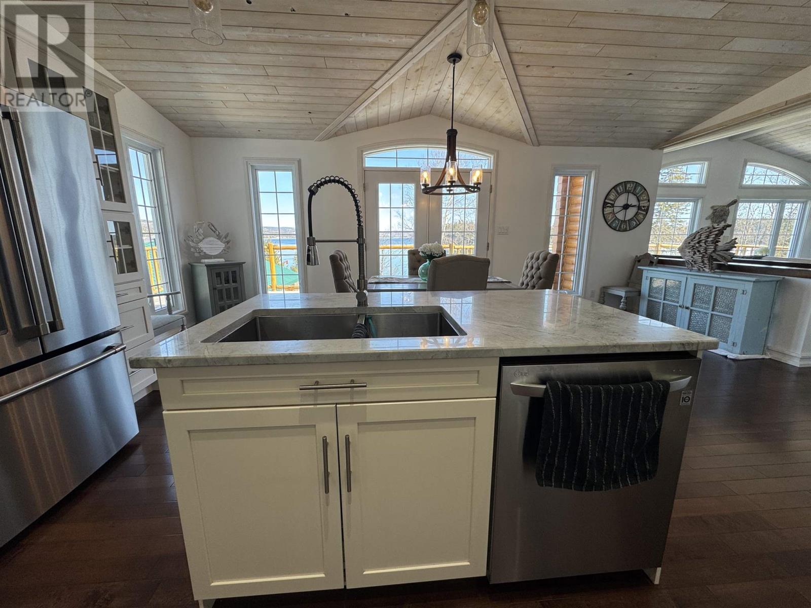 Photo 40 of 410 Cedar Ln, Rossport Nicol Island ON