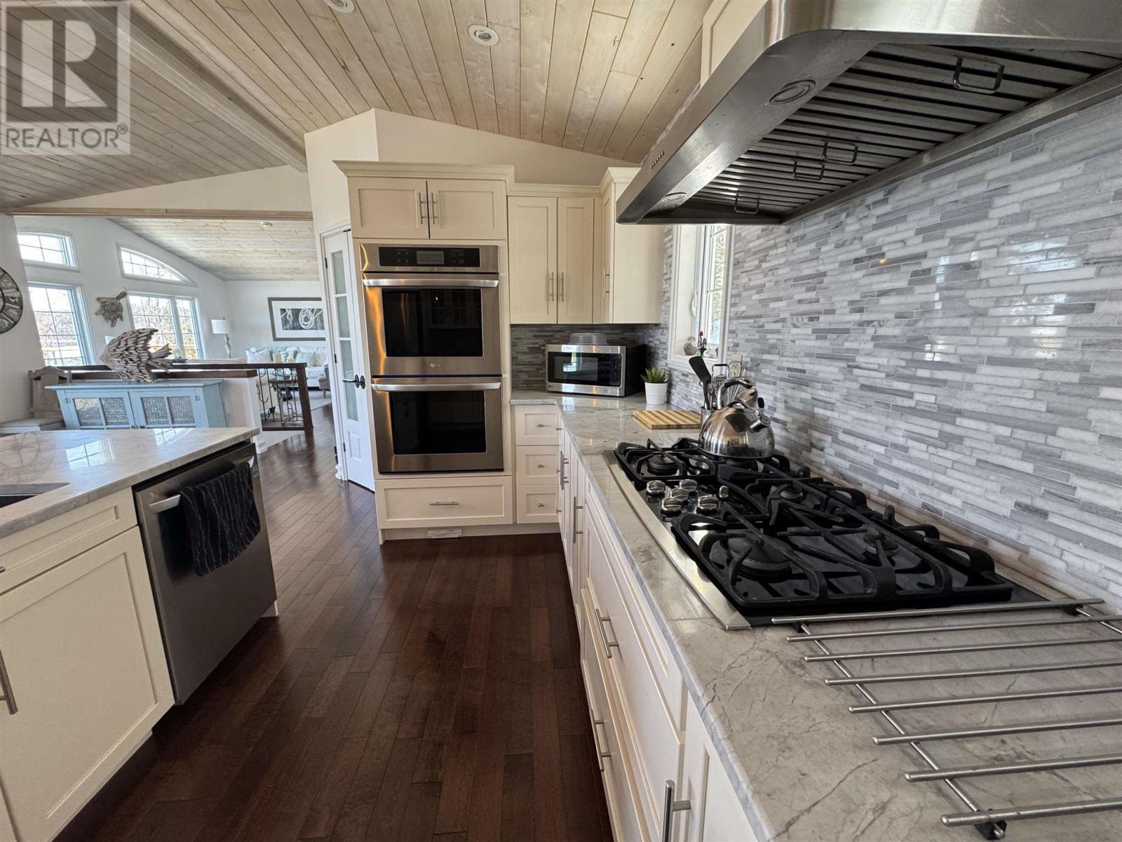 Photo 5 of 410 Cedar Ln, Rossport Nicol Island ON