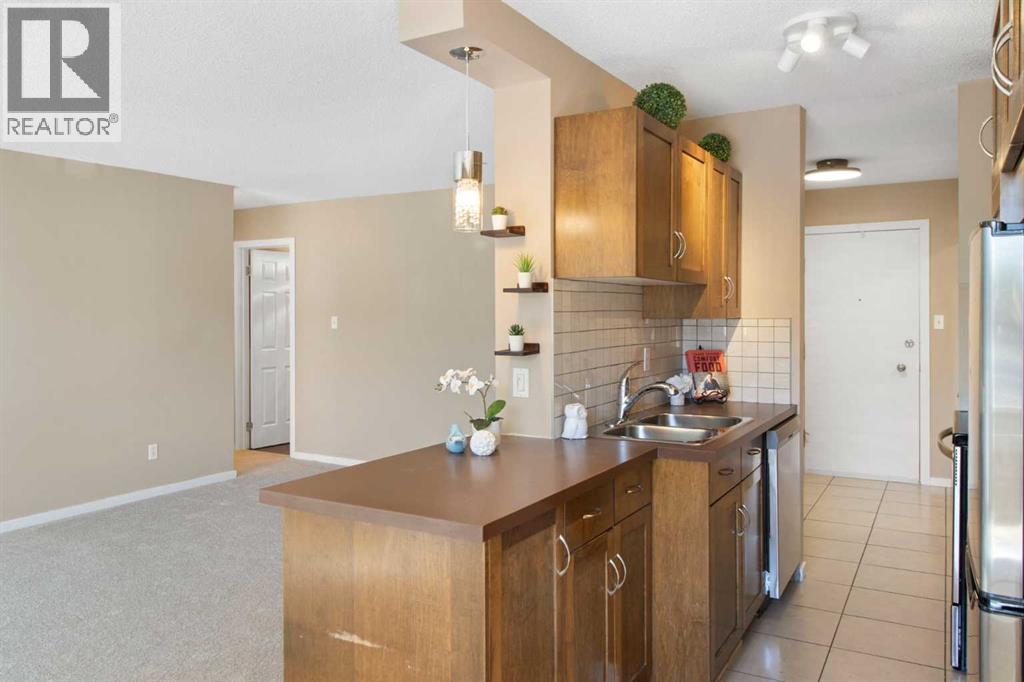 Photo 22 of 201 635 57 Avenue Sw, Calgary AB